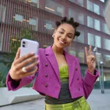 Jak komercjalizacja niszczy zaufanie do influencerów?