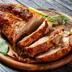 Jak zamarynować polędwiczkę wieprzową, aby uzyskać wyjątkowy smak?