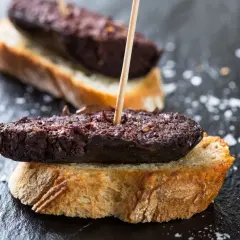 Gdzie można kupić krew do kaszanki? Sprawdź najlepsze źródła!