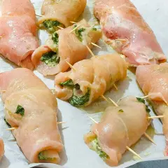Pyszne i proste dania z filetów z kurczaka. Zaskocz bliskich smakiem!
