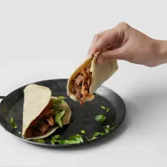 Ile kalorii ma kebab w tortilli? Zaskakujące liczby, które musisz znać!