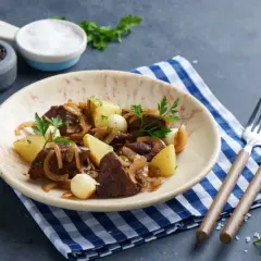 Ile smażyć wątróbkę z indyka, aby była soczysta i smaczna?