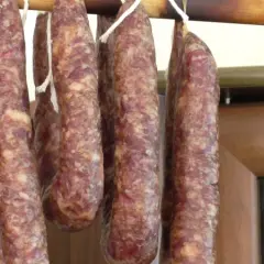 Kiełbasa piwna – przepisy, składniki i wartości odżywcze, które musisz znać