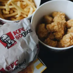 Co nie jest ostre w KFC? Sprawdź bezpieczne dania dla Ciebie