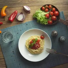 Jakie przyprawy do spaghetti, aby nadać mu wyjątkowy smak?
