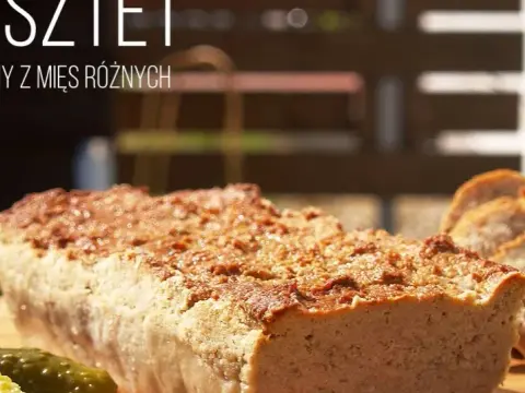 Ile piec pasztet z termoobiegiem, aby uniknąć zakalca?