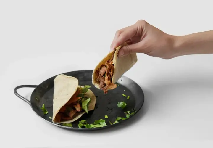 Ile kalorii ma kebab w tortilli? Zaskakujące liczby, które musisz znać!
