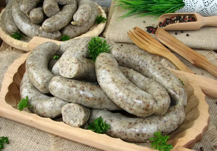 Jak przyrządzić białą kaszankę - prosty przepis na smaczne danie