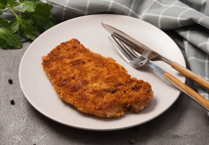 Kotlet drobiowy w panierce kcal - ile kalorii ma twój ulubiony przepis?