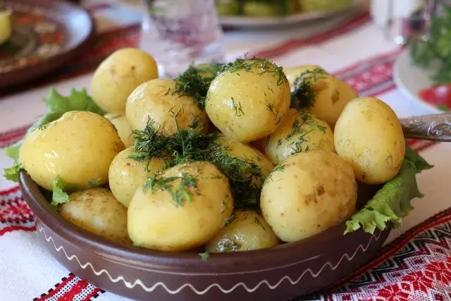 Jakie przyprawy do ziemniaków sprawią, że będą smakować lepiej