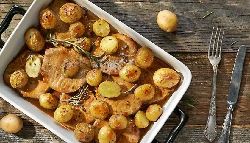 Jak przygotować soczystą wieprzowinę z piekarnika w prosty sposób