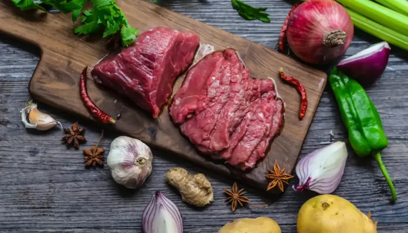 Jak wędzić polędwiczki wieprzowe, aby uzyskać idealny smak i aromat