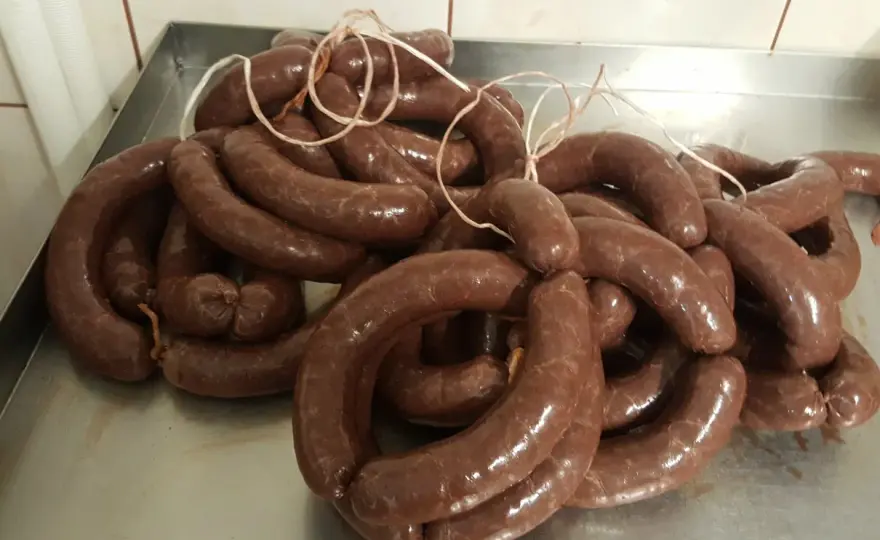 Czy kaszanka jest keto? Sprawdź jej węglowodany i wpływ na dietę