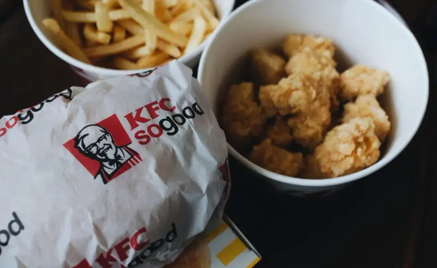 Co nie jest ostre w KFC? Sprawdź bezpieczne dania dla Ciebie