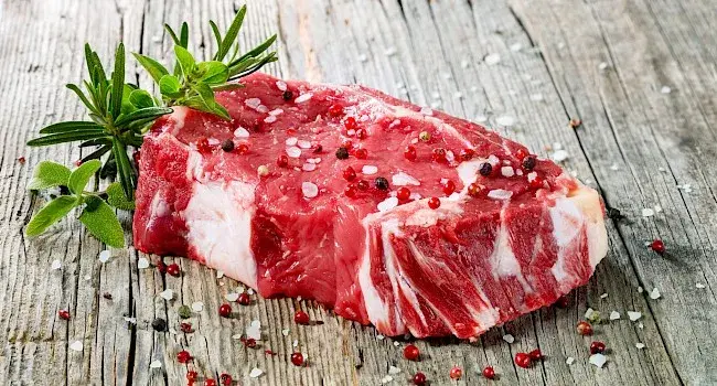 100 g wołowiny kcal - zaskakujące fakty o kaloriach w mięsie